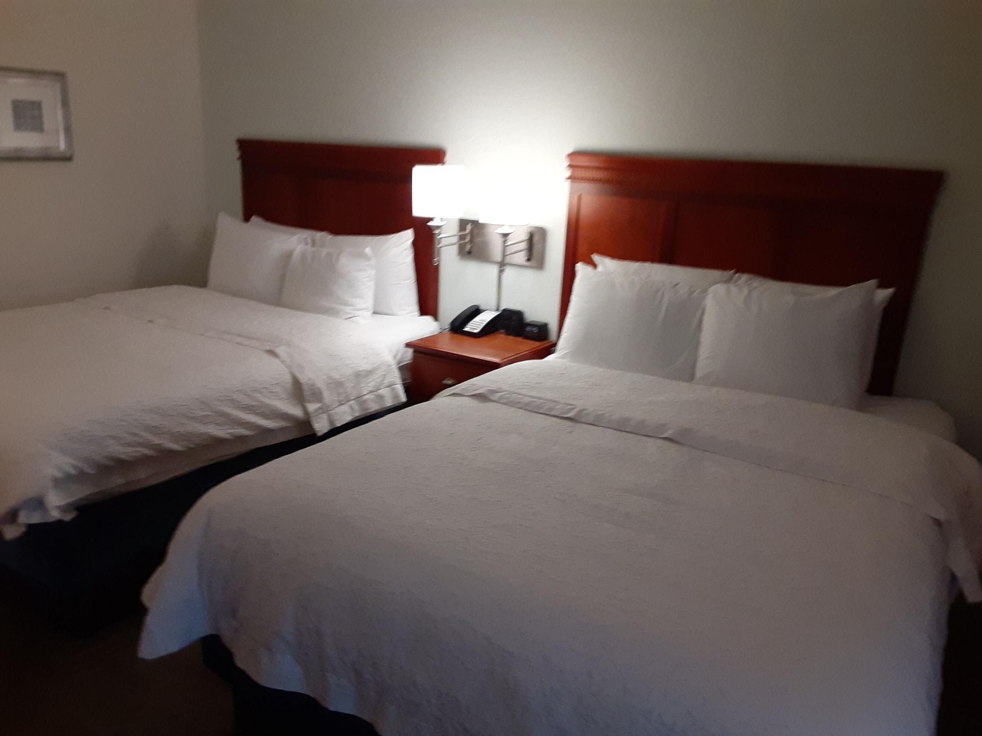 Hampton Inn St. Louis - Westport Maryland Heights Extérieur photo