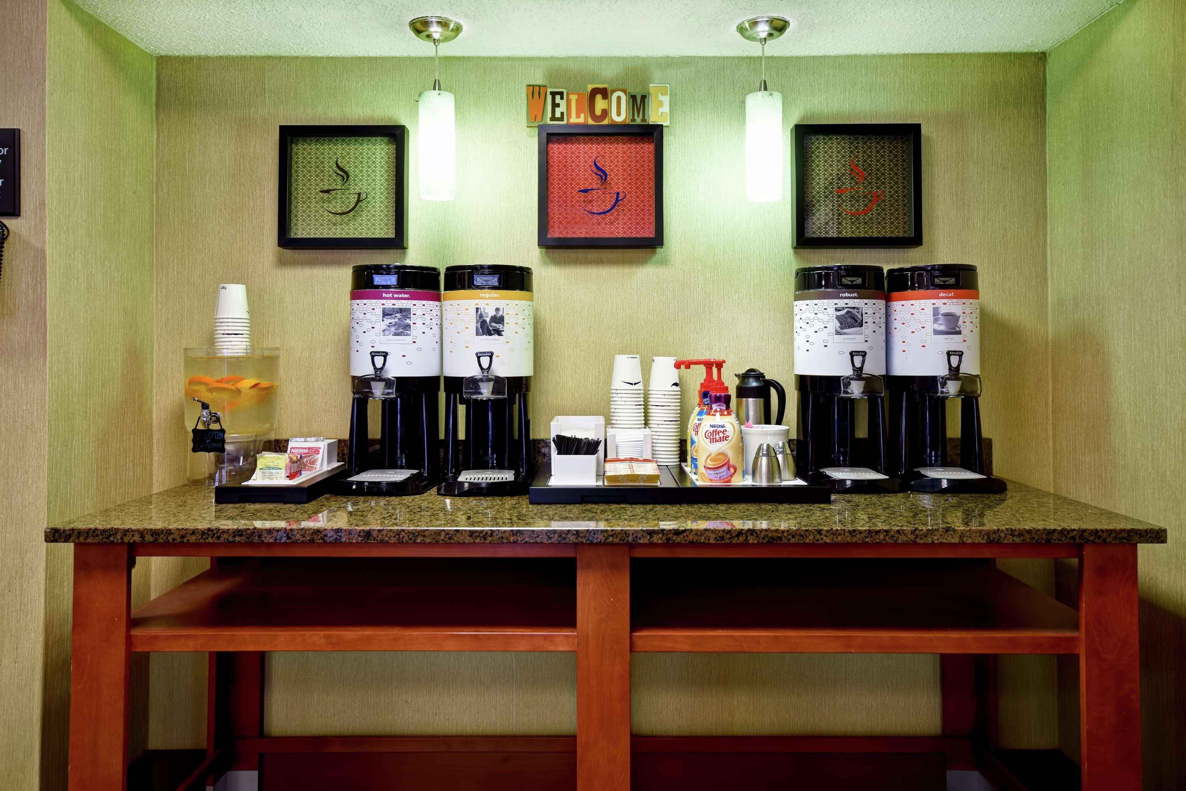 Hampton Inn St. Louis - Westport Maryland Heights Extérieur photo
