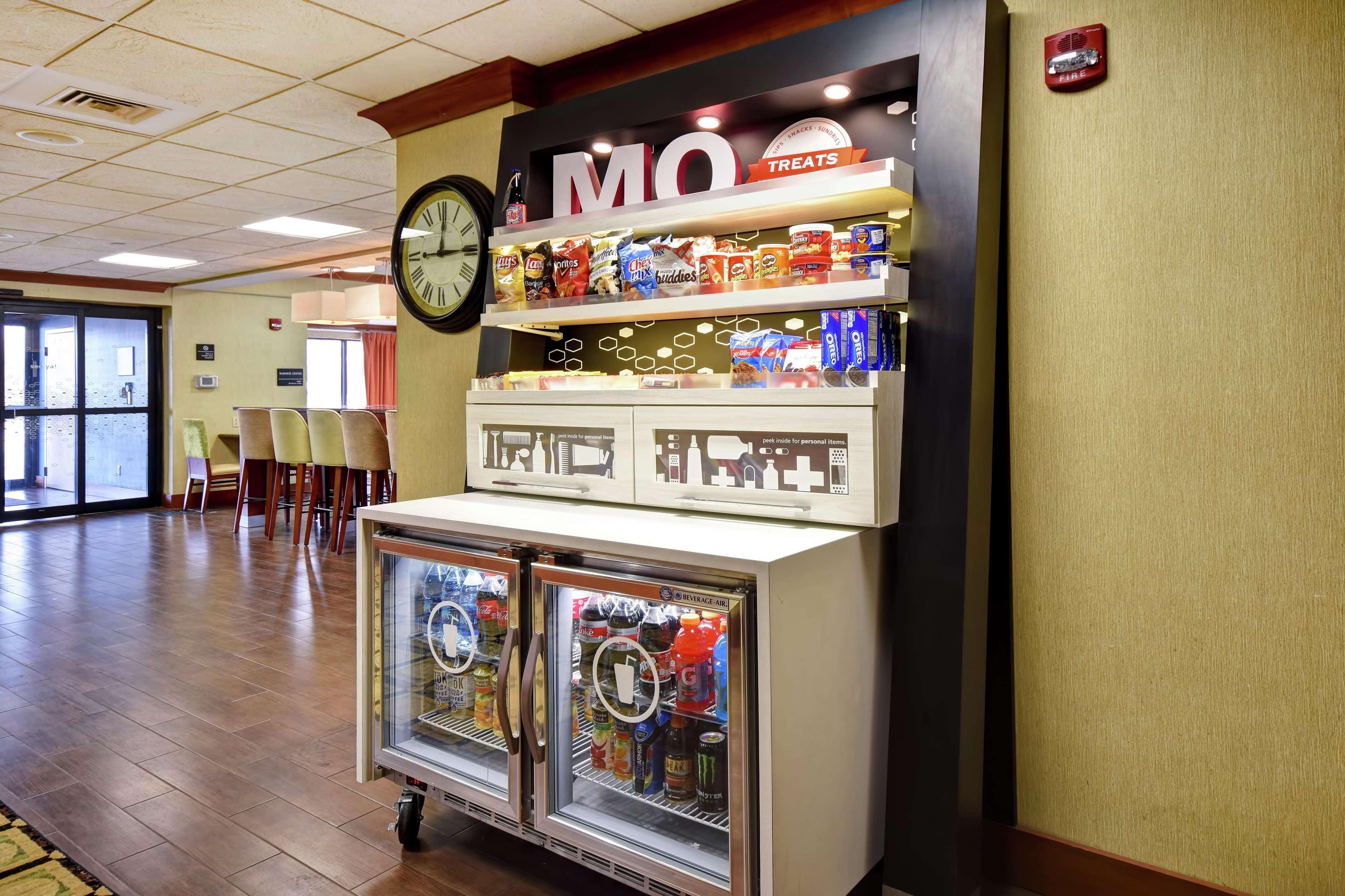 Hampton Inn St. Louis - Westport Maryland Heights Extérieur photo