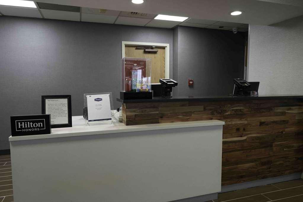 Hampton Inn St. Louis - Westport Maryland Heights Extérieur photo