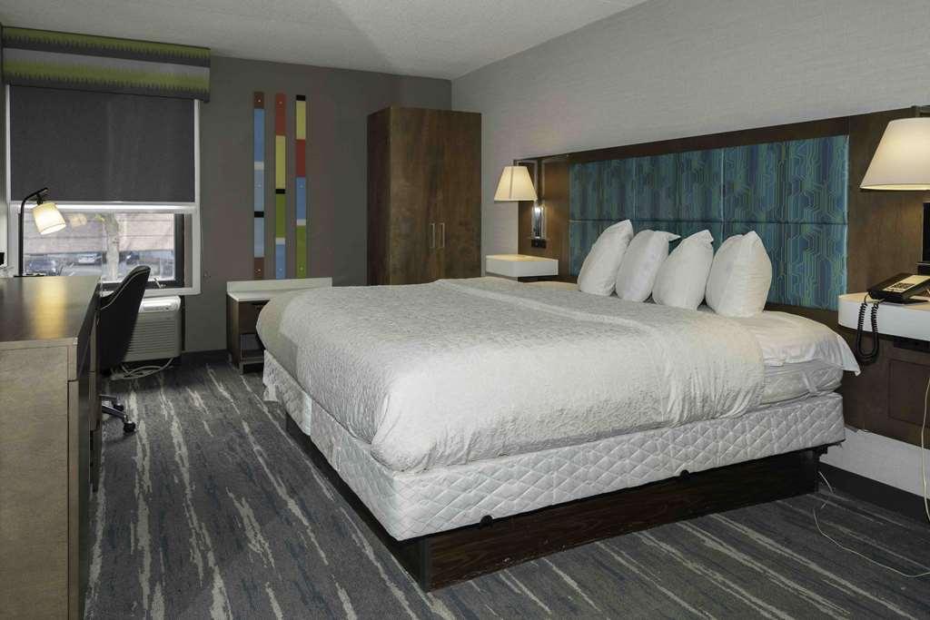 Hampton Inn St. Louis - Westport Maryland Heights Chambre photo
