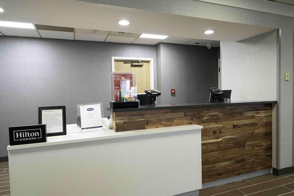 Hampton Inn St. Louis - Westport Maryland Heights Extérieur photo